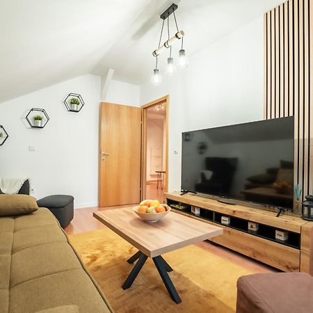 Apartment Premier Bjelovar Esterno foto